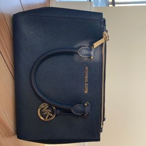 Michael Kors Hailee handbag
